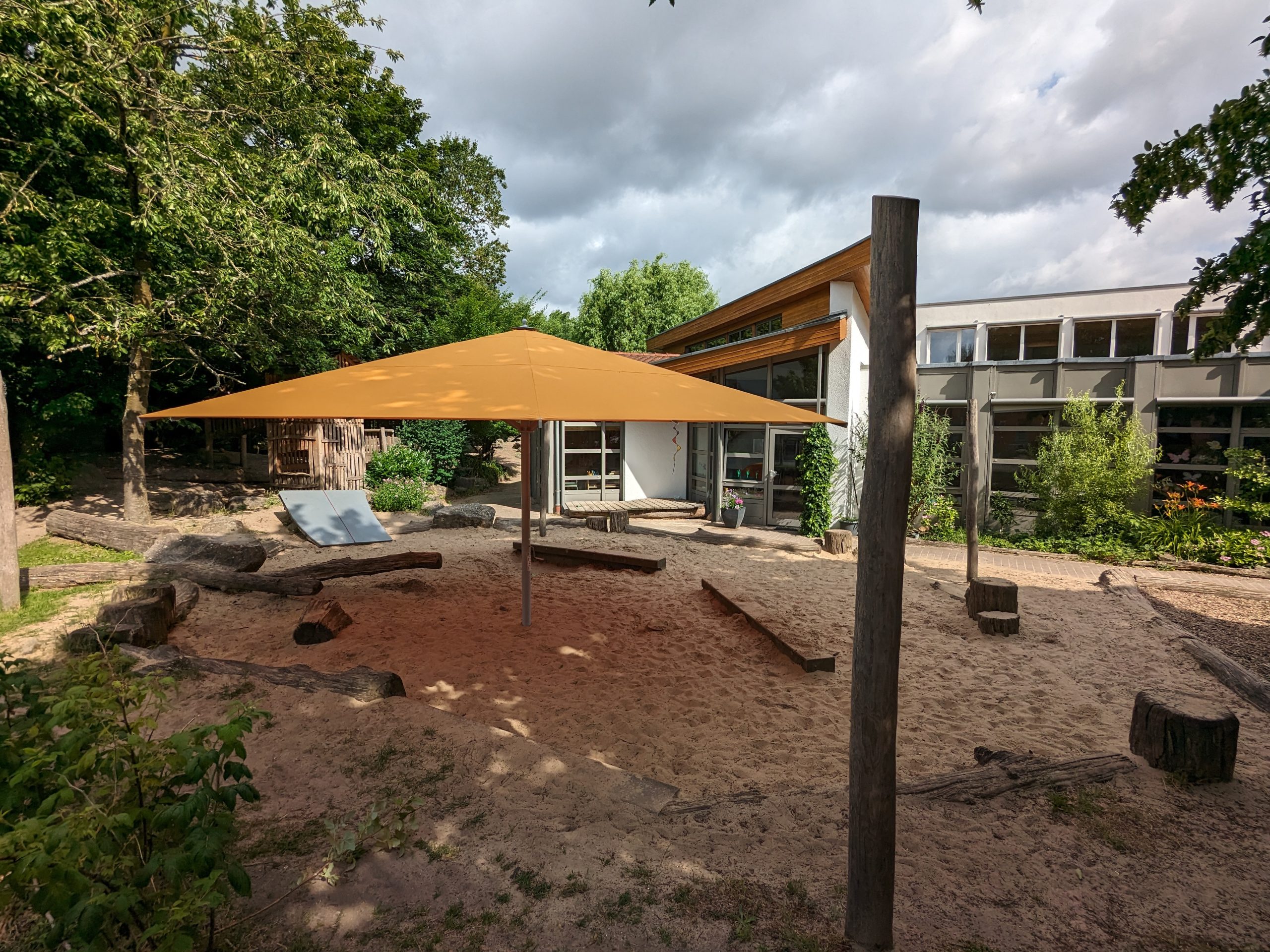 Sonnenschirm Igel (1)